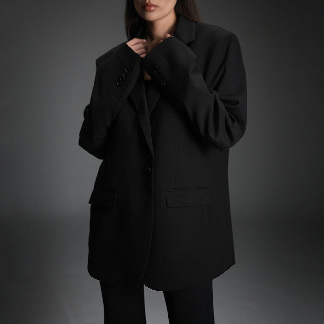 The Black Oversized Blazer