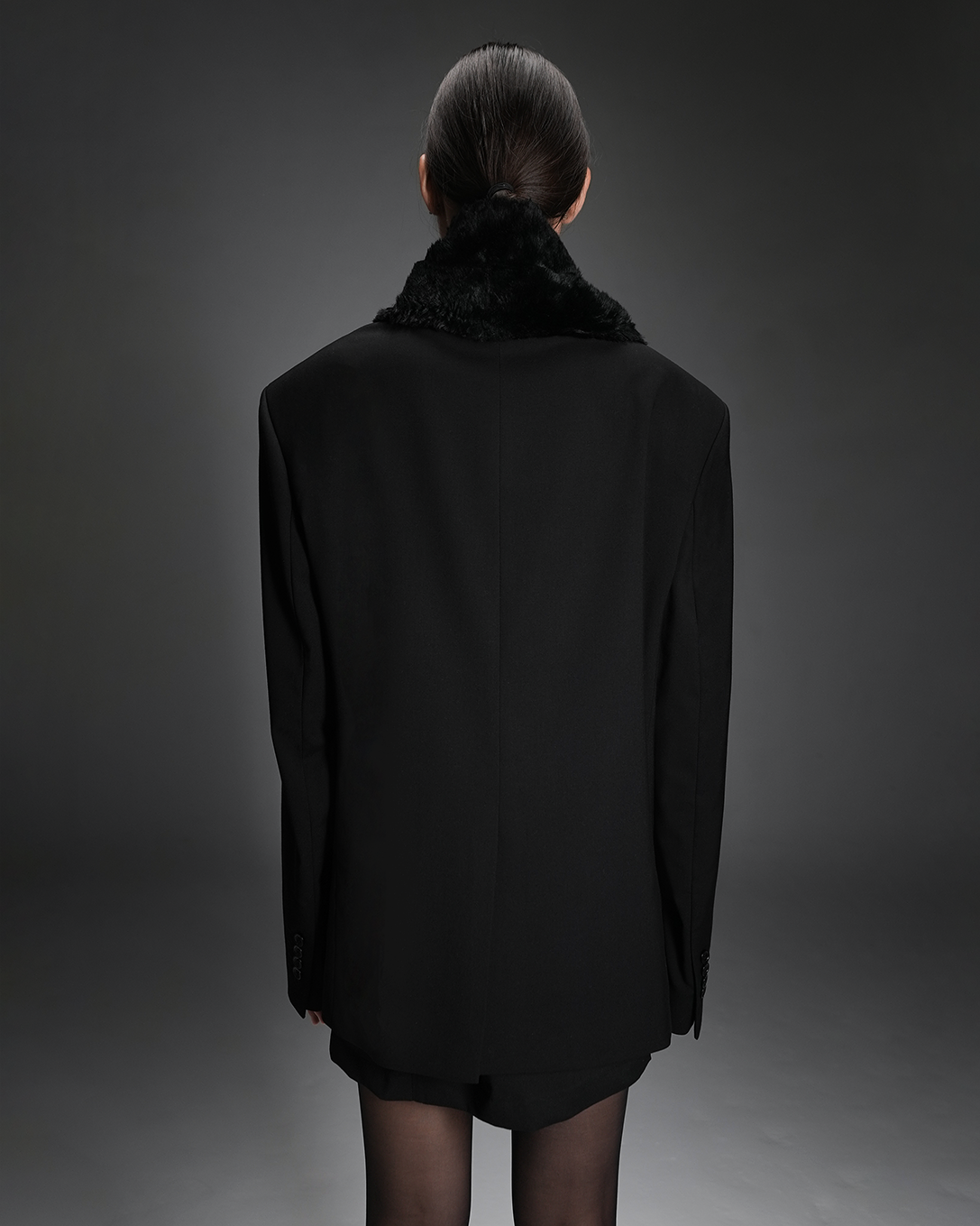 Fur and Rose (Black&White) Collar Blazer