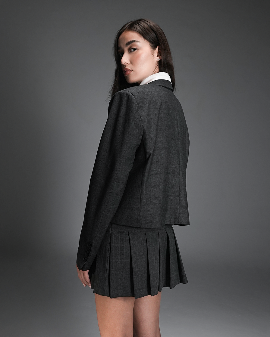 Built-in Collar Blazer with Tie