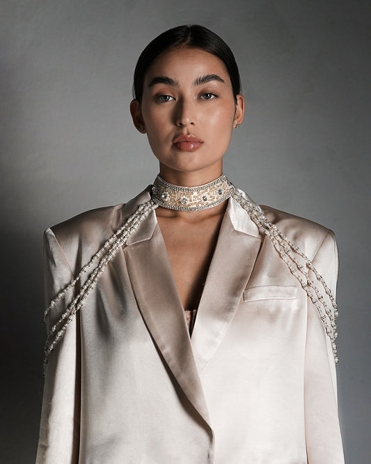 Pearl Shoulder Embellished Choker